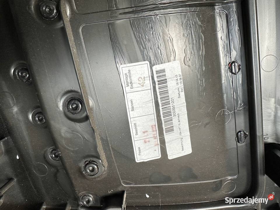 BMW 3 F34 boczki dekory czerwona nić dolnośląskie
