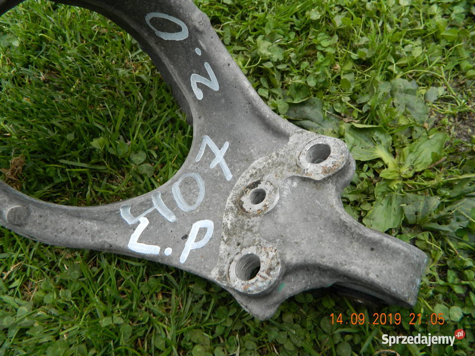 Zwrotnica Peugeot 407 Zawieszenie i układ kierowniczy Bobrzany