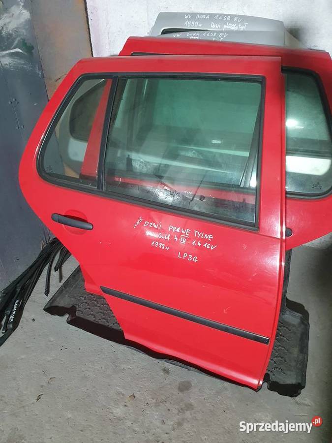 Drzwi prawe tylne Golf IV 99r LP3G Gostynin sprzedam