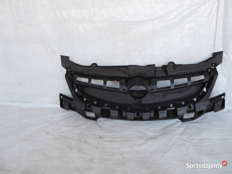 GRILL ATRAPA WZMOCNIENIE OPEL VECTRA C LIFT 0508