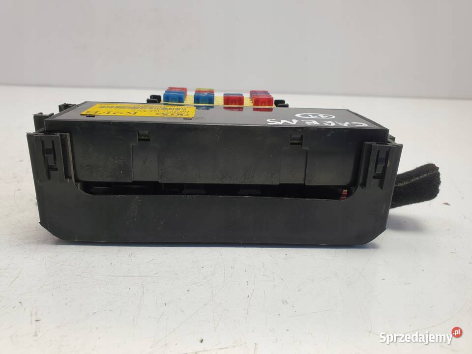 SKRZYNKA BEZPIECZNIKÓW Kia Carens II 20 CRDI Rudka sprzedam