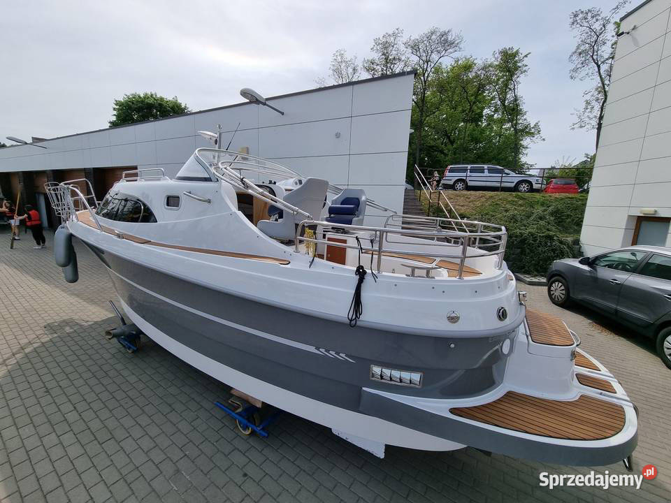 Łódź motorowa AM 780 Iława