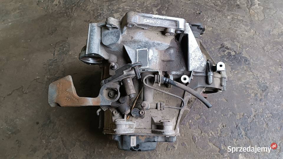 SKRZYNIA BIEGÓW 16 JHT 102 VW GOLF V AUDI A3 8P osobowe Radłów