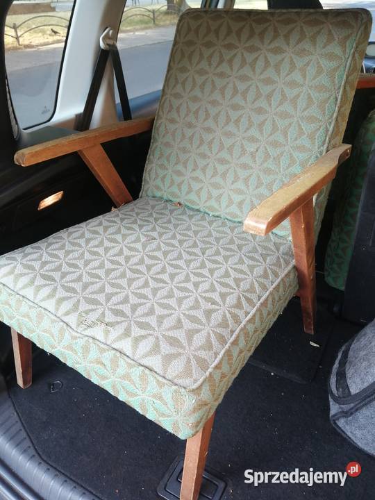 Fotel PRL w oryginalnym stanie
