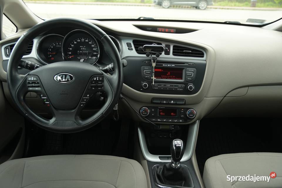 Kia Ceed Kombi XL 16 CRDi 132 Salon Piękny Kolor nieuszkodzony Kielce