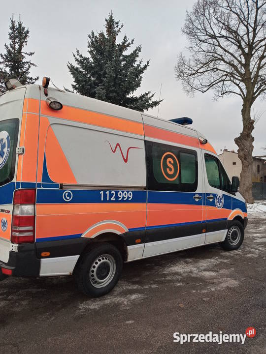 ambulans karetka manualna