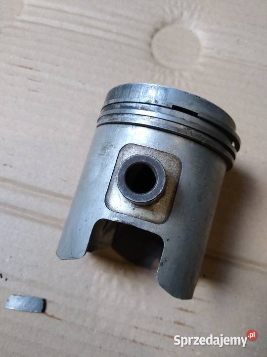 Pannonia 250 tłok pozostałość Kruszwica