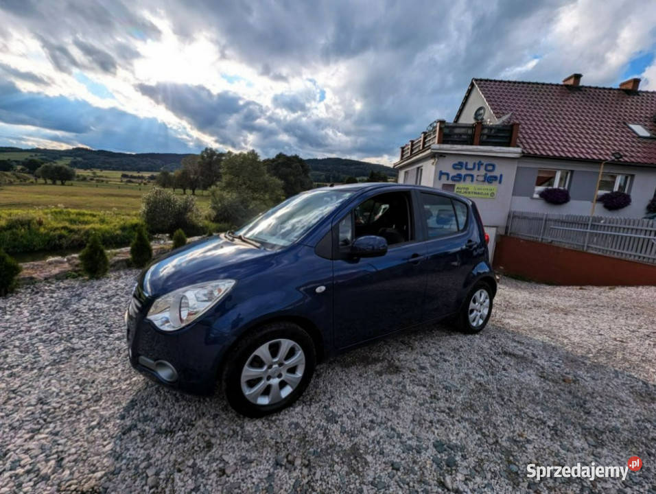 Opel Agila Miejskie auto w automacie Ekonomiczny