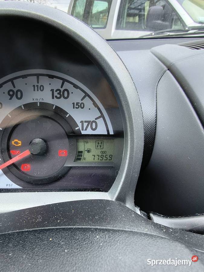 Toyota Aygo 10 2008 Automat Rok produkcji 2008 Łańcut sprzedam