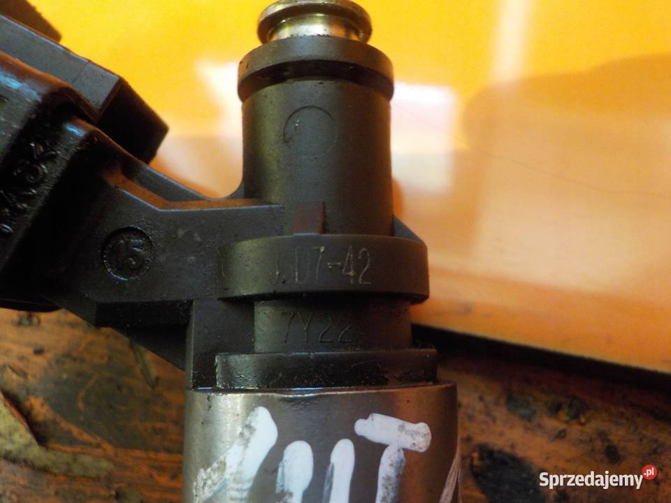 AUDI A4 B8 32 FSI 10r 265 CAL wtrysk wtryskiwacz