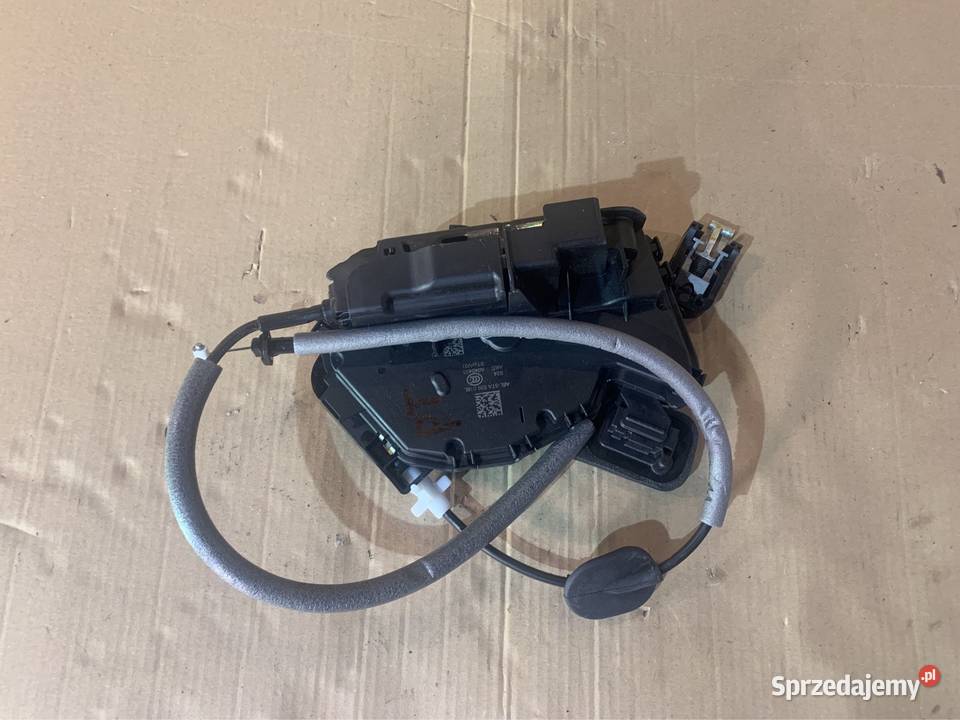 Zamek drzwi prawy tył 5TA839016L vw troc zachodniopomorskie