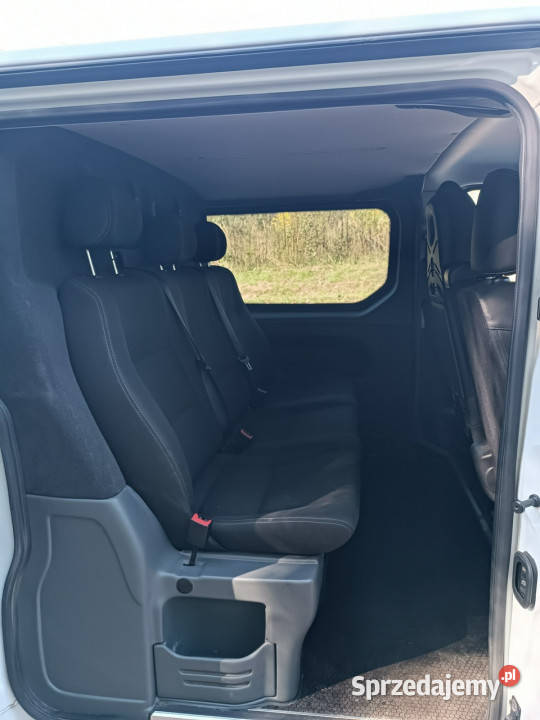 Renault Trafic ładny 6 osobowy long 202021 III pełny VAT Samochody osobowe Chełm Śląski