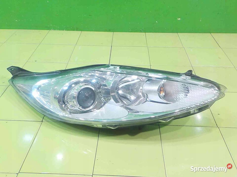 FORD FIESTA MK7 LIFT 11r 3D lampa prawa przod osobowe mazowieckie Suków sprzedam