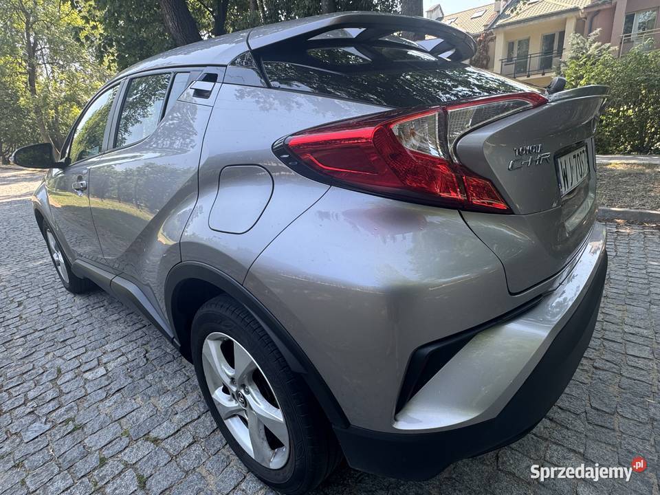 Toyota CHR Salon Warszawa