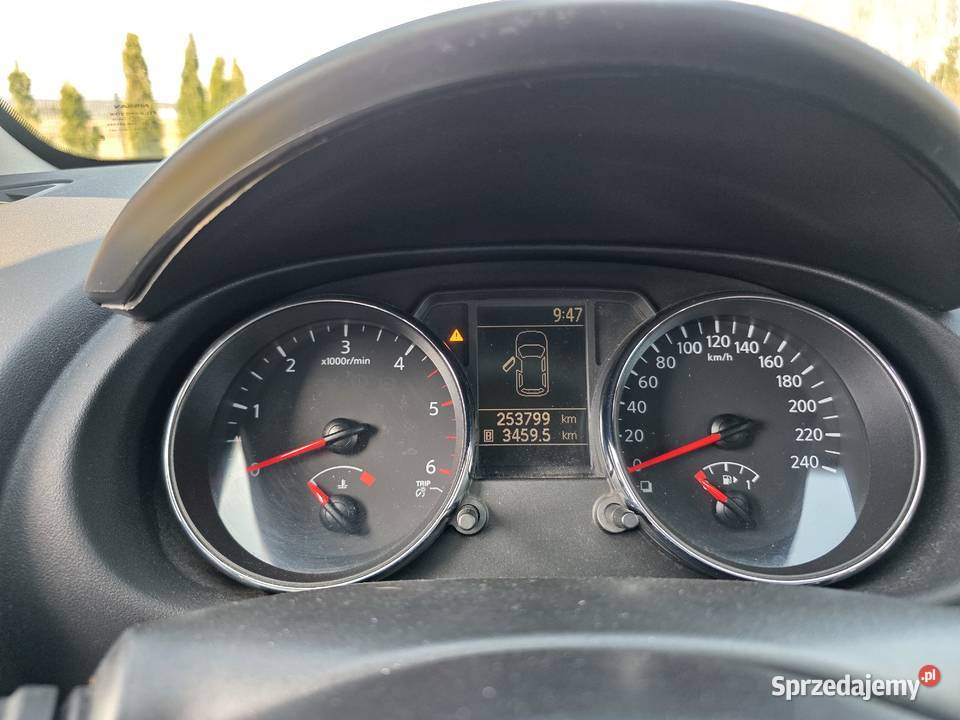 Nissan Qashqai 4x4 20 dCi lift Moderówka