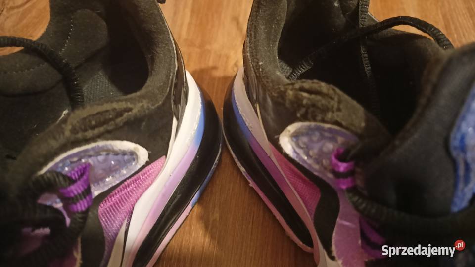 Buty Nike Air 70 react tkanina Strzyżów