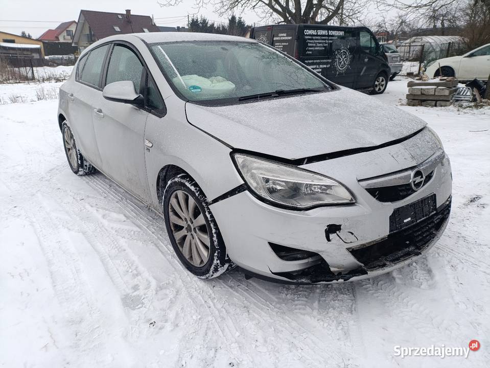 Opel Astra J 14 benzyna Przybysławice