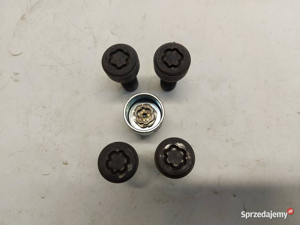 BMW G21 G20 Kombi 330e śruby do kół koła