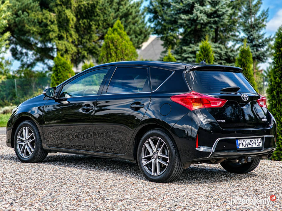 Toyota Auris II 2012 sprzedam
