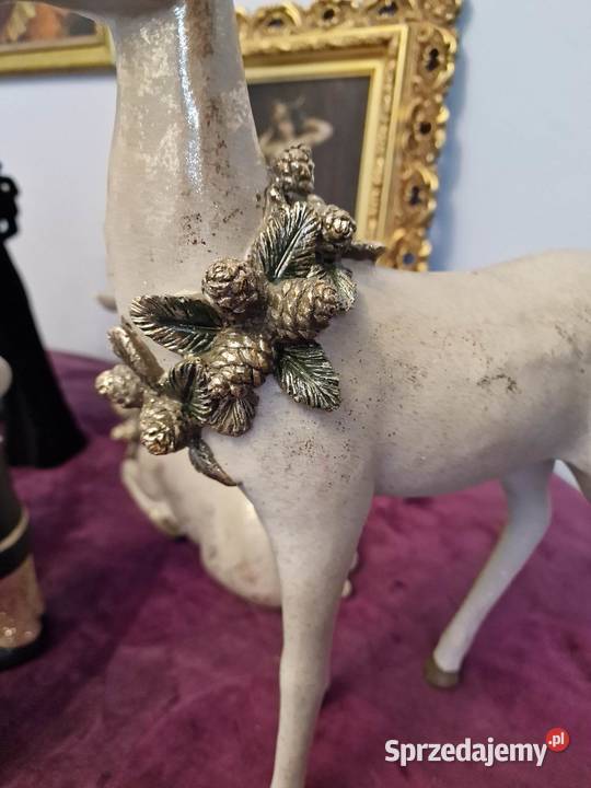 Figurka RENIFER stojący z szyszkami 505 łódzkie Skierniewice sprzedam