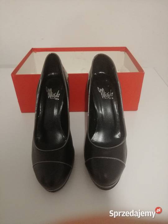 Buty wloskie marki VERA GOMMA Toruń