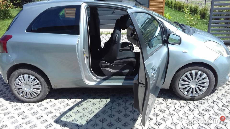 Toyota Yaris 1.4D4D Zezulin Niższy Sprzedajemy.pl