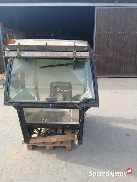 Sprzedam kabinę do traktora Case Kabina i karoseria łódzkie Kołoszyn