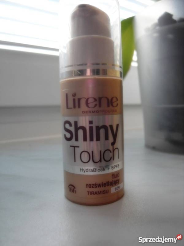 Lirene SHINY TOUCH Fluid rozświetlający 109 Łódź