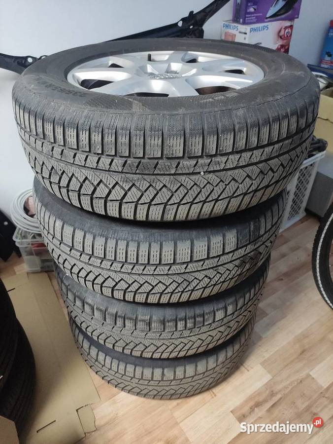 Alufelgi audi q5 17 z oponami zimowymi Przemyśl sprzedam