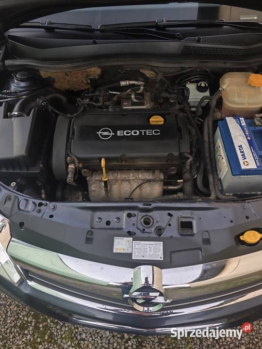 Sprzedam świeżo sprowadzony opel astra h lift isofix Astra Koziegłowy