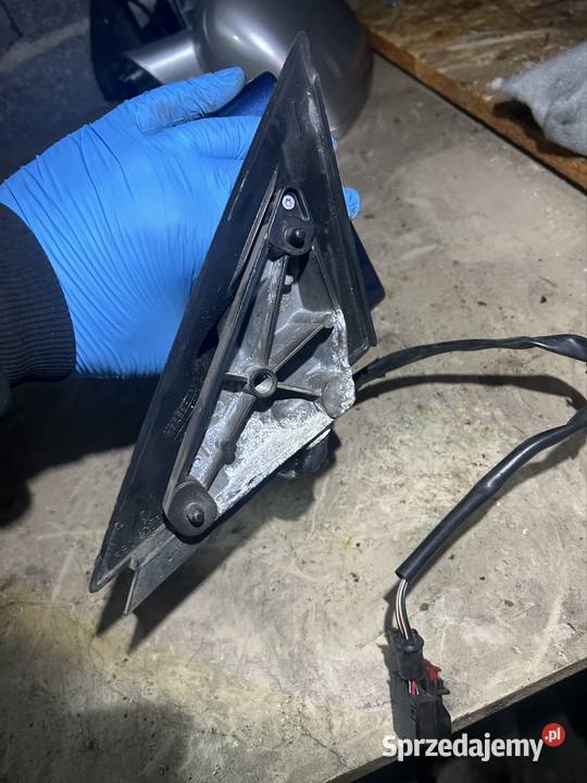 Lusterko zewnętrzne prawe Audi A3 8P 6PIN Kęty