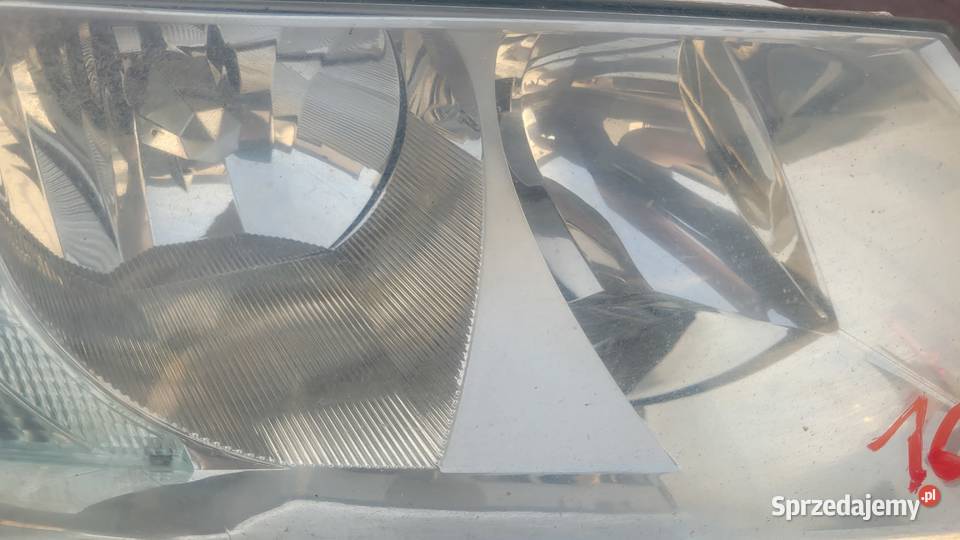 SKODA OCTAVIA II LAMPA PRAWA PRZOD REFLEKTOR śląskie Ruda Śląska