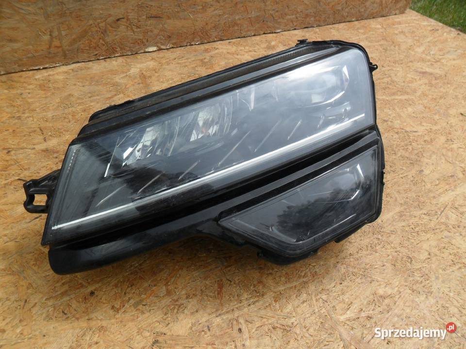 SKODA OCTAVIA III LIFT 17 LED LAMPA XENON PRAWA