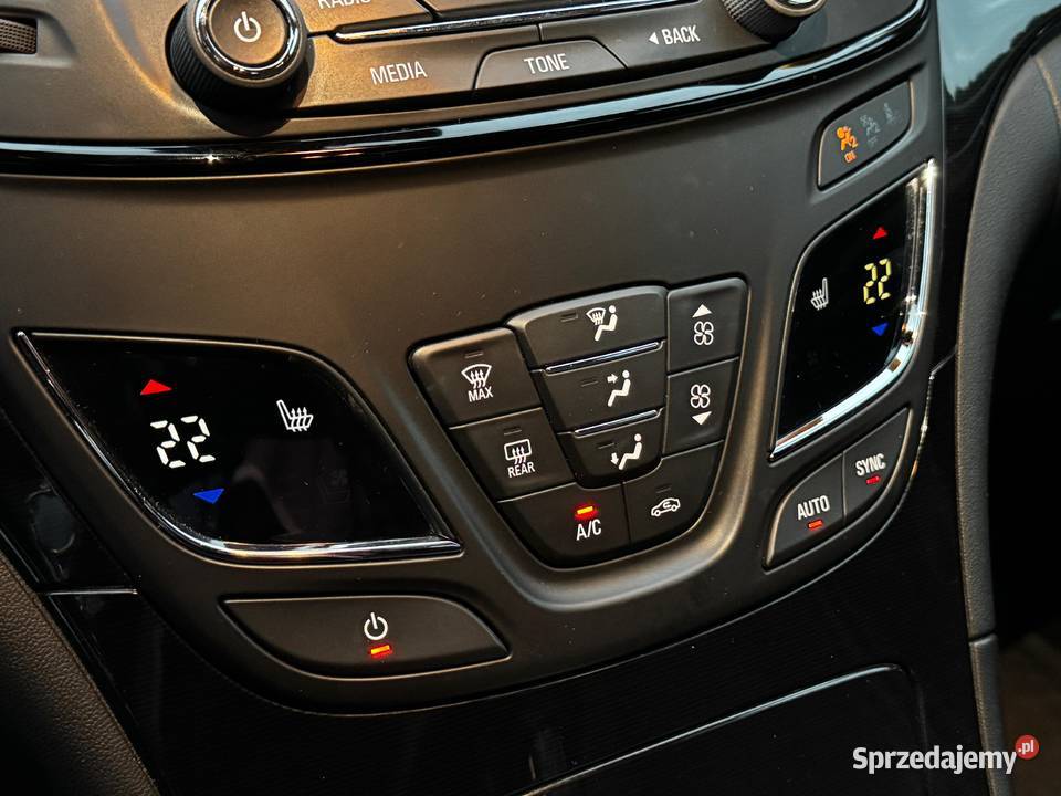 Opel Insignia łódzkie Dąbrówka Wielka