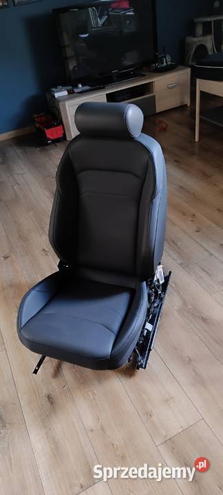 fotel samochodowy kierownica osobowe Motoryzacja Glinno