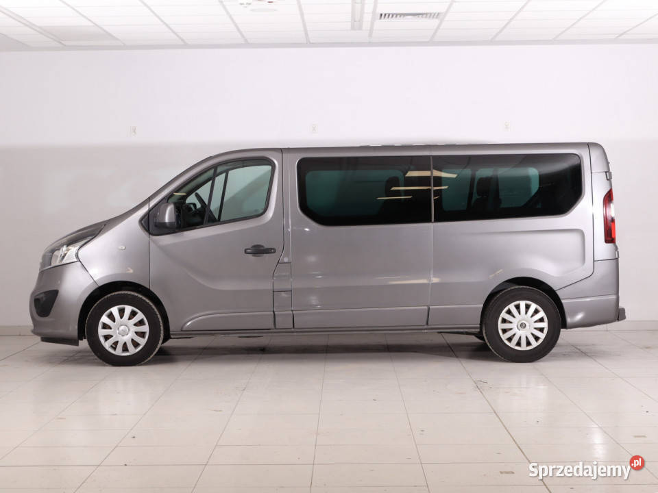 Opel Vivaro 16 BiCDTI radio mazowieckie
