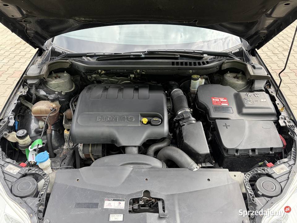 Citroen C5 2011 20 HDi 140 bez hydro nowy welurowa tapicerka sprzedam