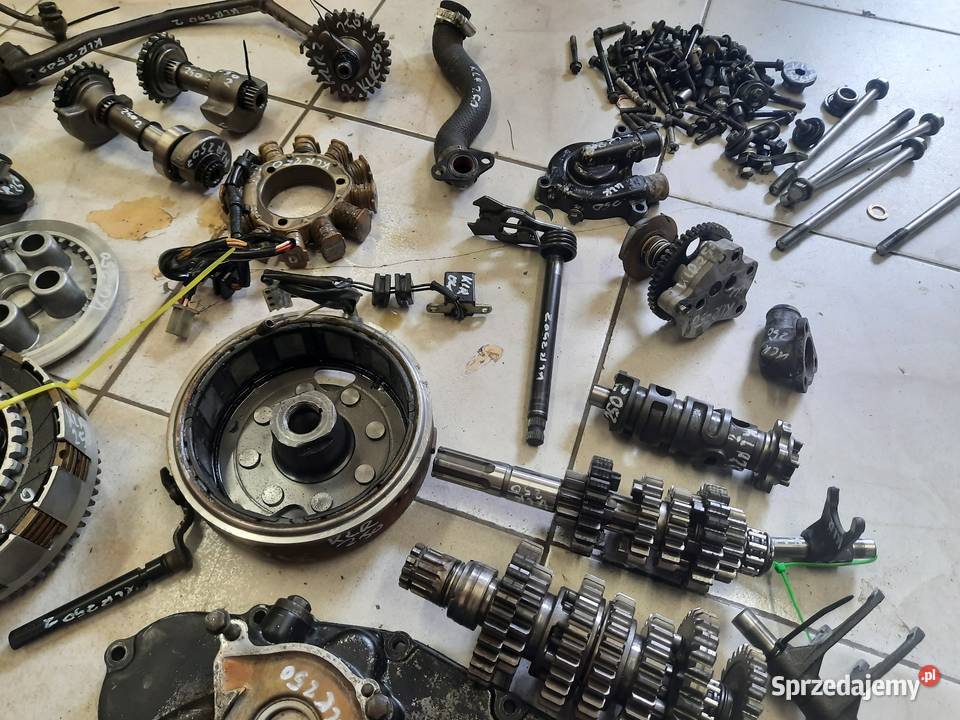 Kawasaki KLR 250 silnik części cylinder wał Jelenia Góra