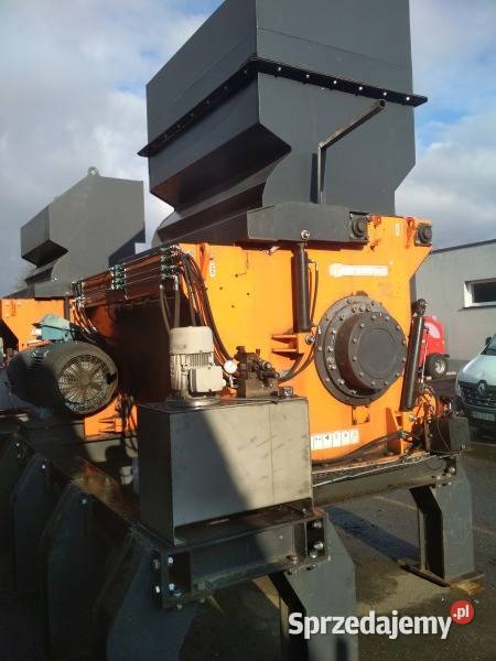 Rozdrabniacz jednowałowy shredder CARBOMA 160 kW Stary Sącz