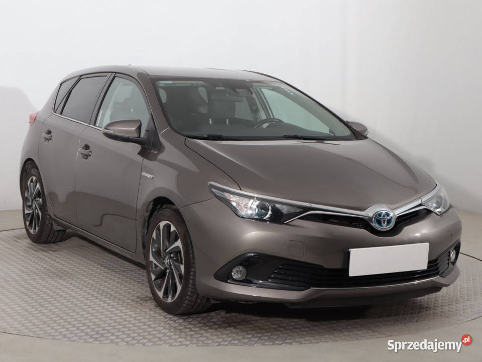 Toyota Auris Hybrid 1798cm3 Piaseczno