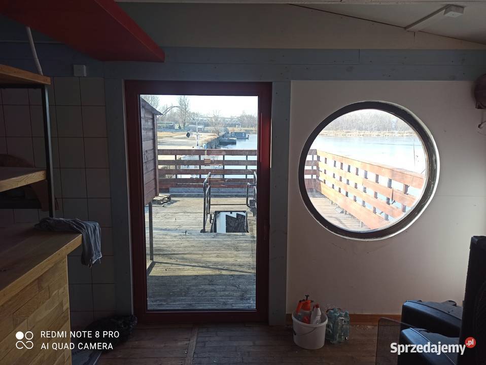 PŁYWAJĄCA RESTAURACJA Warszawa