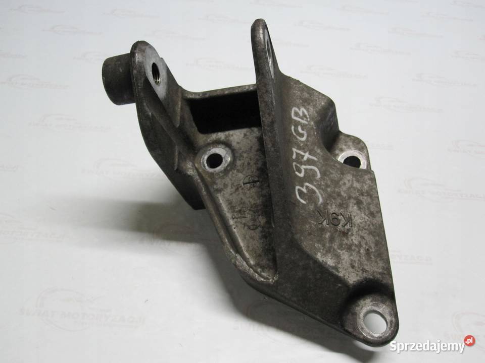 QASHQAI 15 DCI 12r 110 F6043000 ŁAPA WSPORNIK
