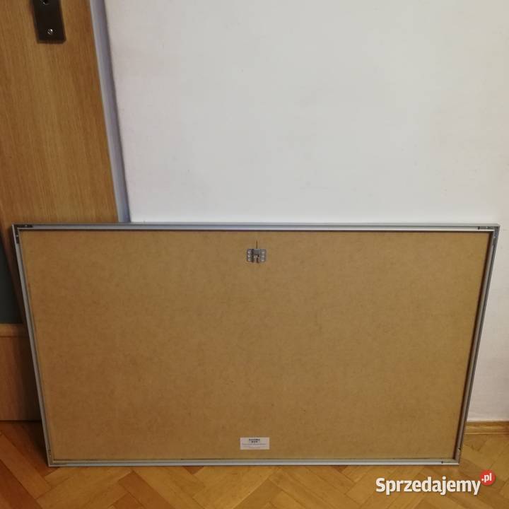 Obrazrama aluminiowa z szybkąpleksi Warszawa
