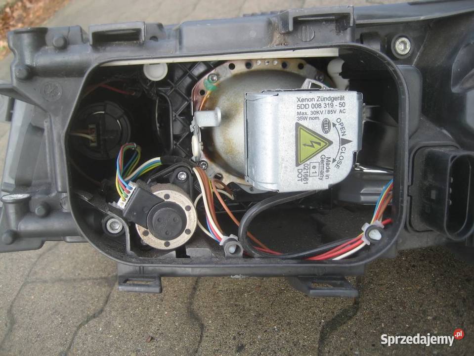 audi a6 c6 0408r lampa przód prawa xenon nie Rakoniewice
