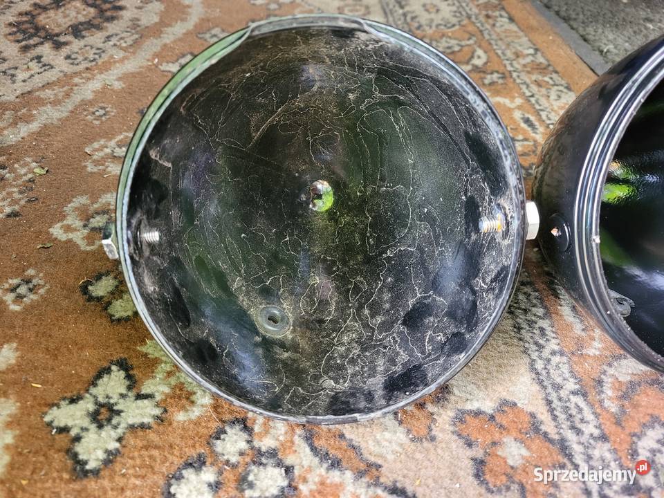 Dwie skorupy reflektora do Ursus C25C28 Żyrardów
