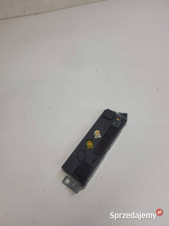 WZMACNIACZ ANTENY AUDI A5 8T 8T0035225AA Przystajń