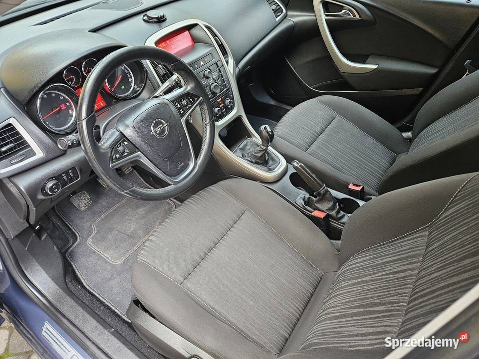 Opel Astra 16 benzyna klima serwiwoany do 2024r Zarejestrowany w Polsce Koźmin Wielkopolski