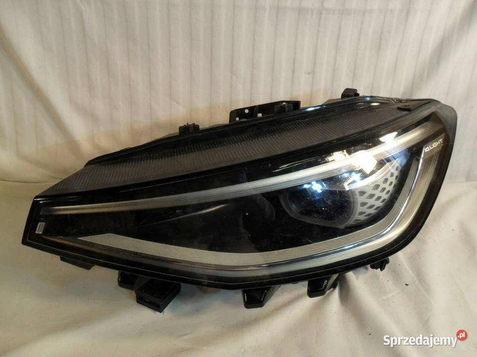 Vw ID4 Lampa przednia prawa osobowe sprzedam