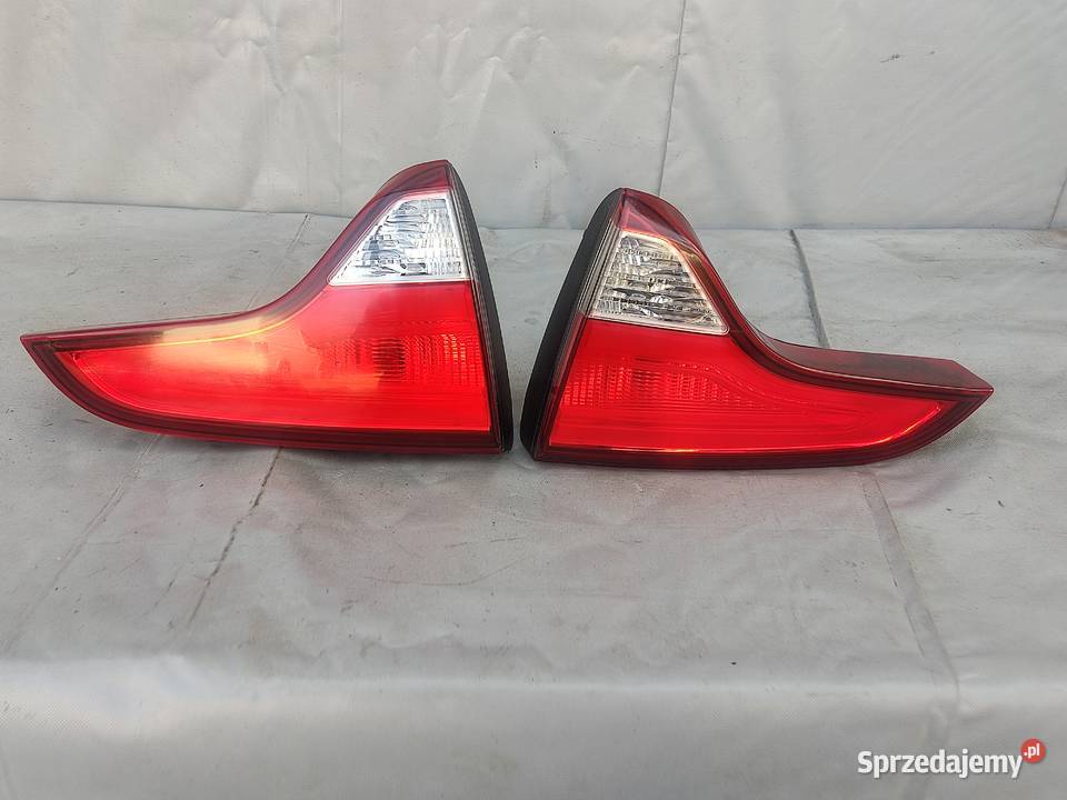 KIA SORENTO II LIFT LAMPA TYLNA W KLAPE LEWA osobowe Motoryzacja Radom