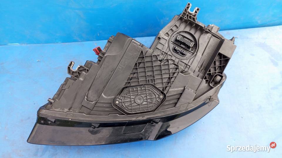 AUDI A8 S8 D4 LIFT LAMPA PRAWA PRZÓD PRZEDNIA osobowe Nowy Tomyśl